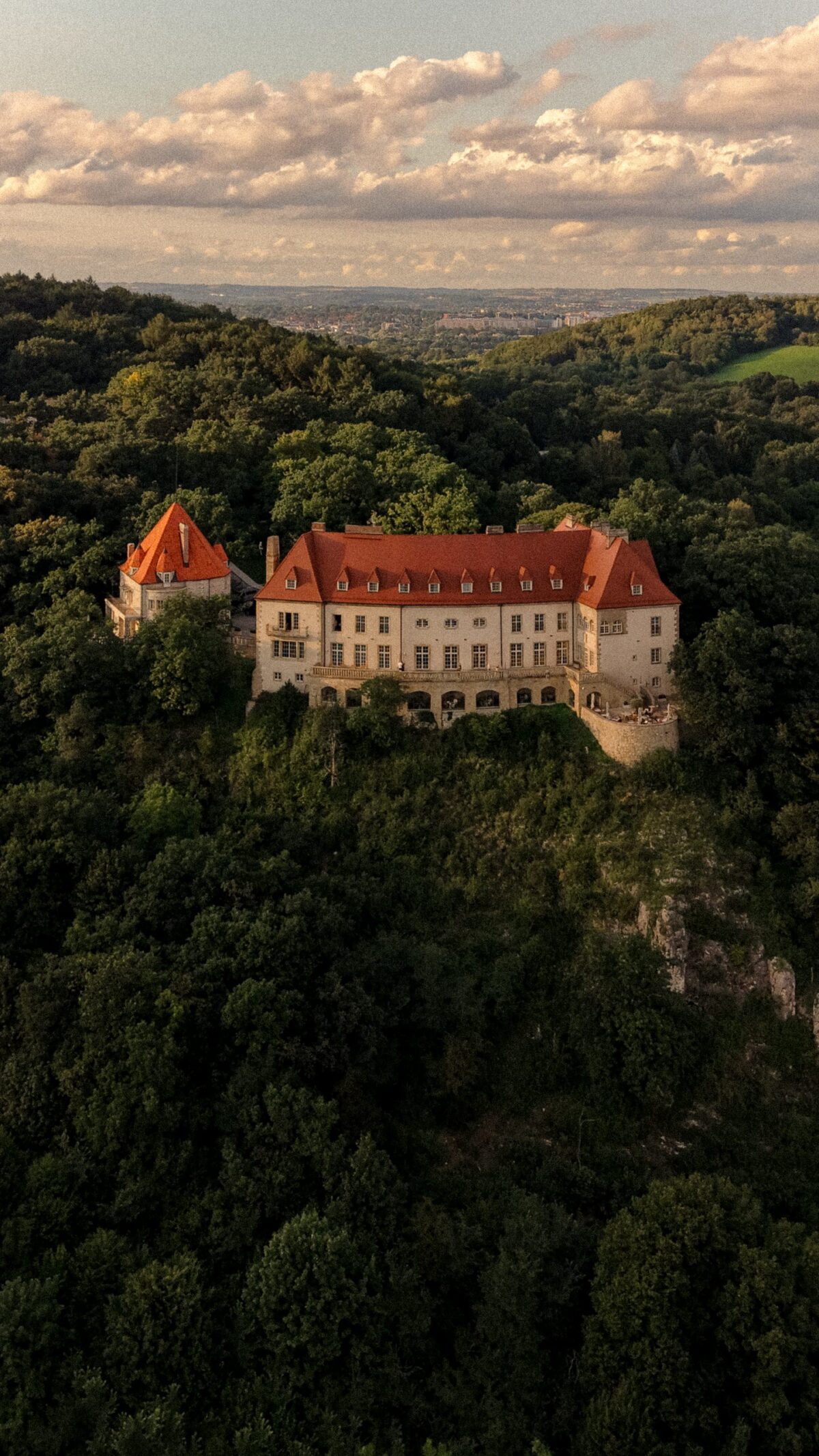Natalia & Paweł 4 Hotel Zinar Castle Krakow slub jakubmajevski 001